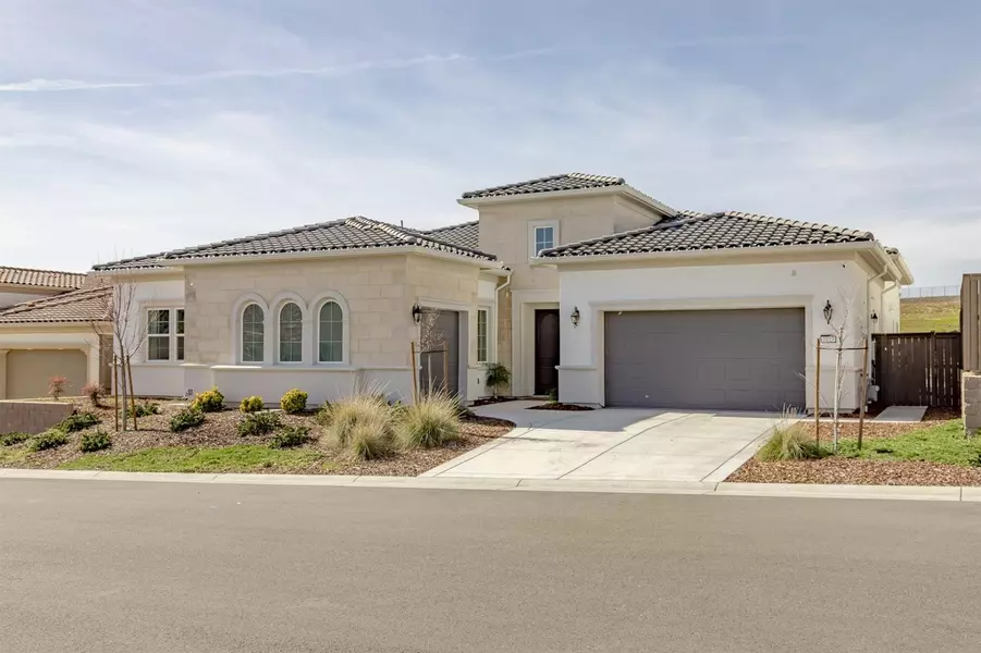 1023 Bent Oak LN, Rocklin, CA 95765