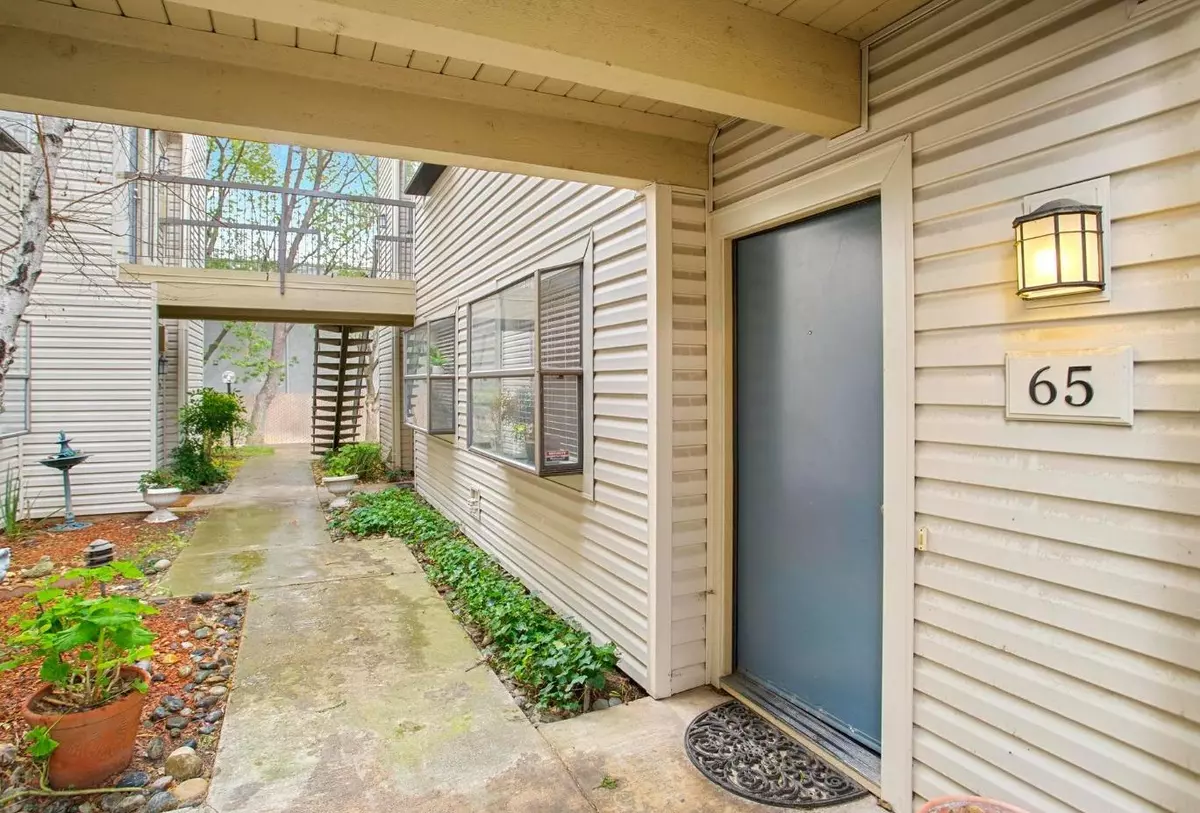 Sacramento, CA 95825,2280 Hurley WAY #65