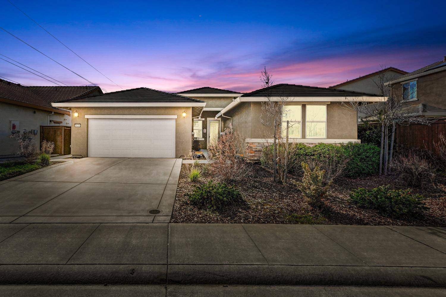9426 Wineberry WAY, Sacramento, CA 95829