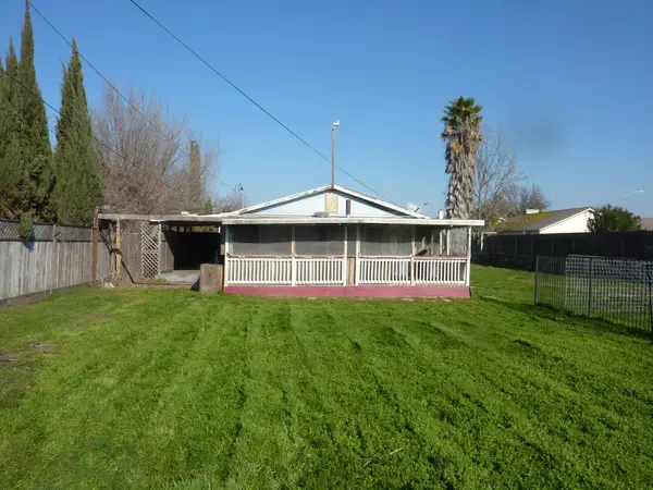 Lathrop, CA 95330,363 Warren AVE