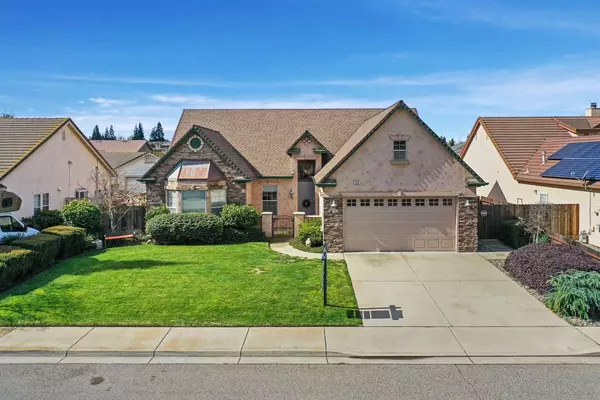 856 River Vista CT, Oakdale, CA 95361