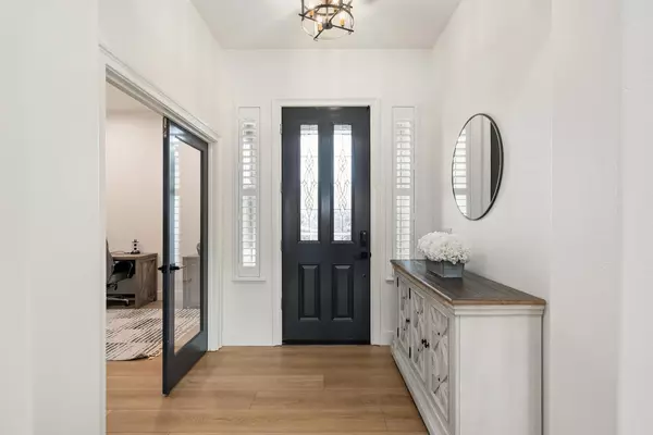 Roseville, CA 95747,2316 Mendota WAY