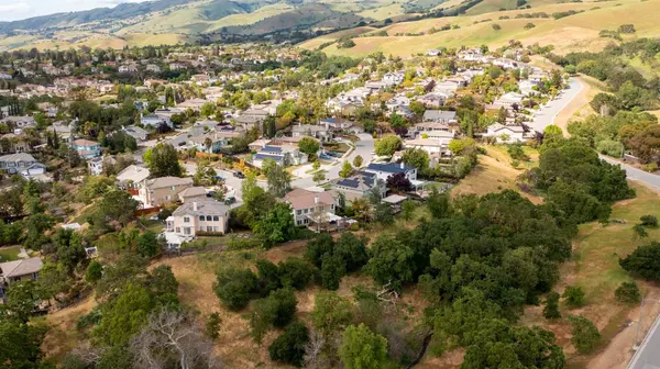 San Jose, CA 95135,6259 Robin Ridge CT