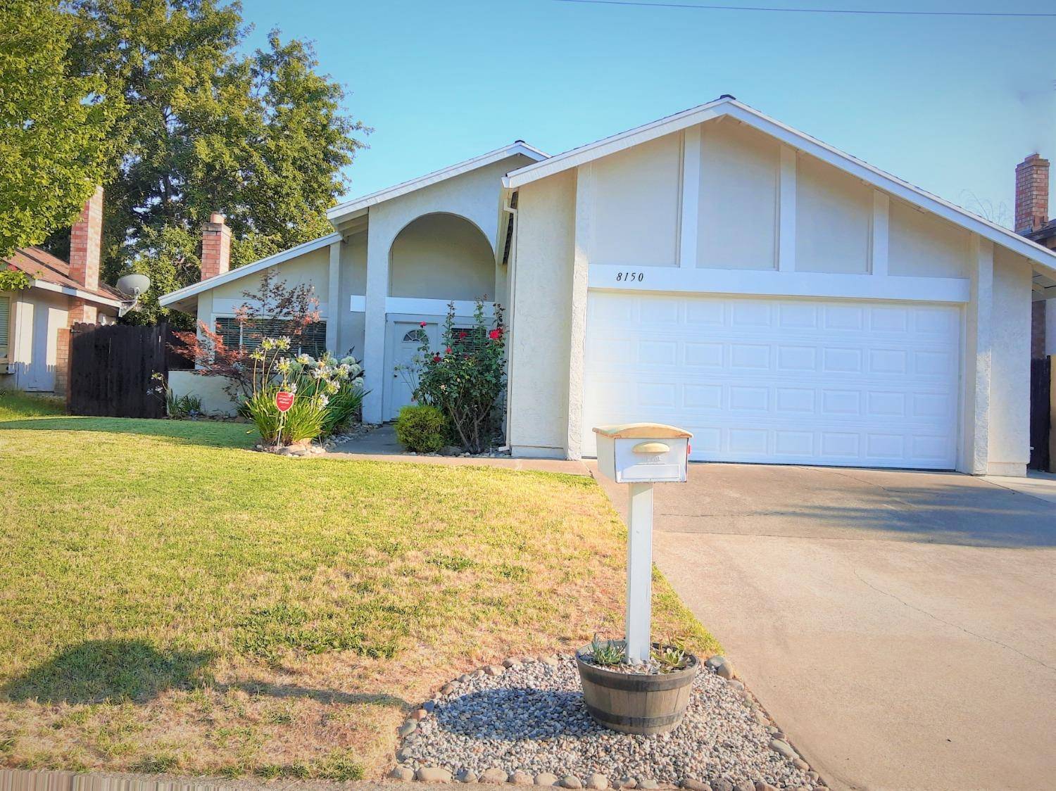 8150 Sundance DR, Orangevale, CA 95662