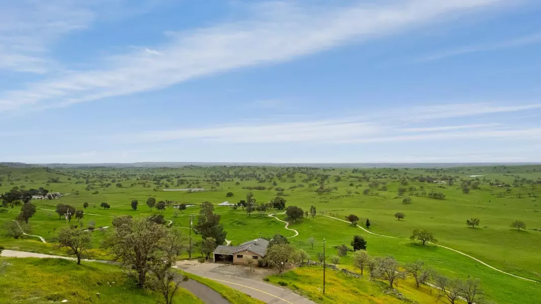 9779 Caracol CIR, La Grange, CA 95329