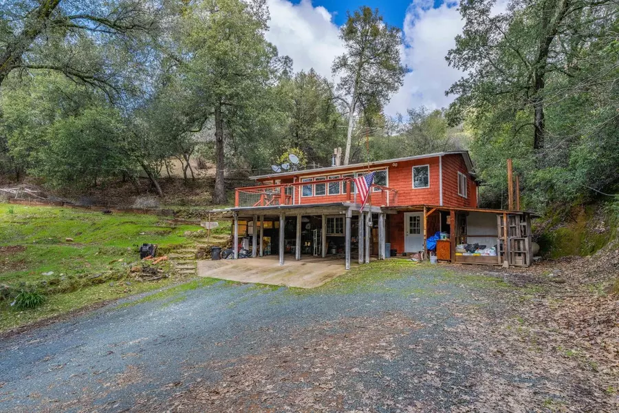 11174 Upper Previtali RD, Jackson, CA 95642