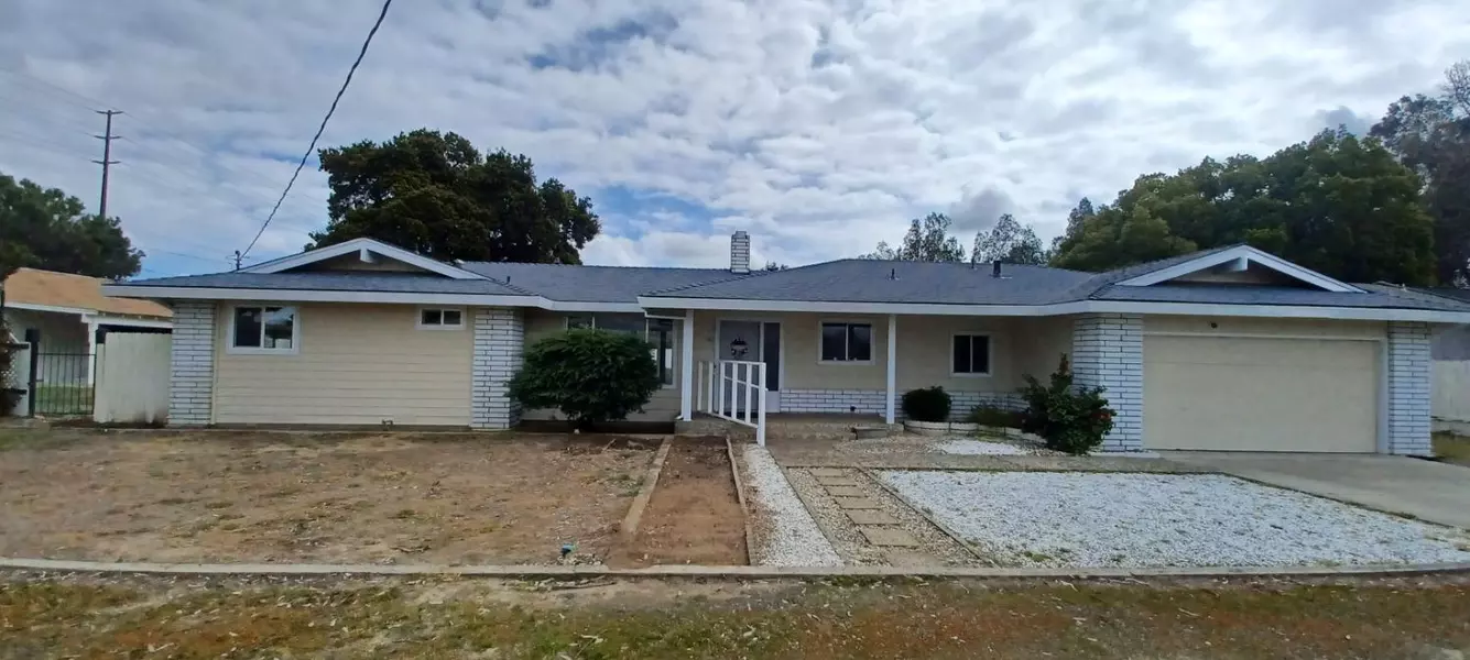 8978 Palm st., Delhi, CA 95315