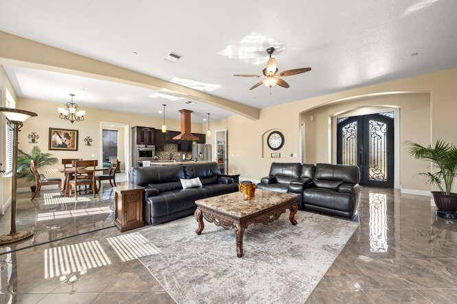 Orangevale, CA 95662,8626 Oak AVE