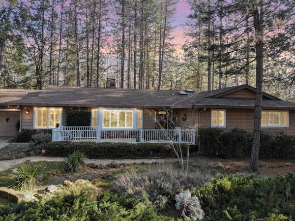 10985 Meyer WAY, Grass Valley, CA 95949