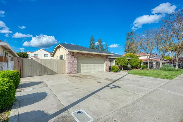 Turlock, CA 95382,2685 Sebastian DR