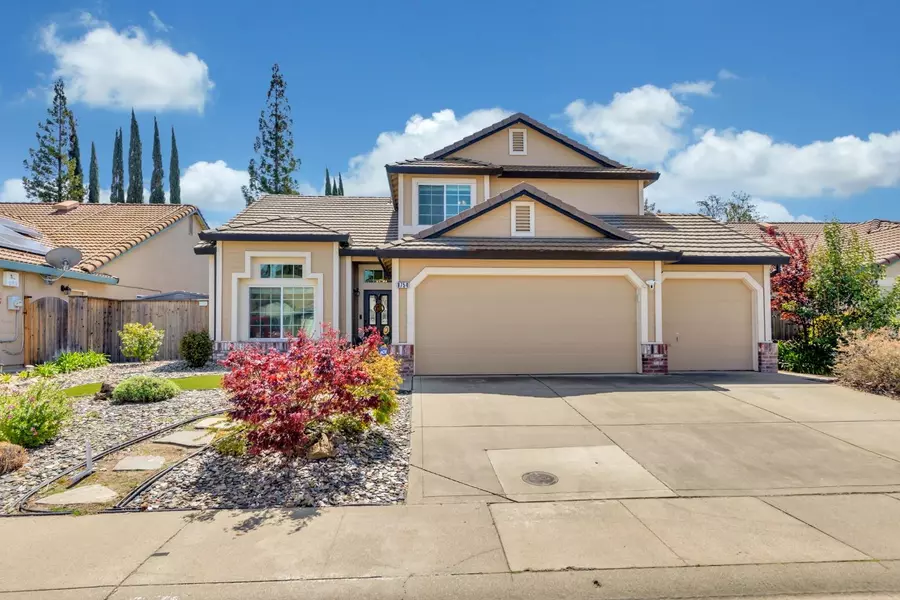 8754 Gladiola DR, Elk Grove, CA 95624