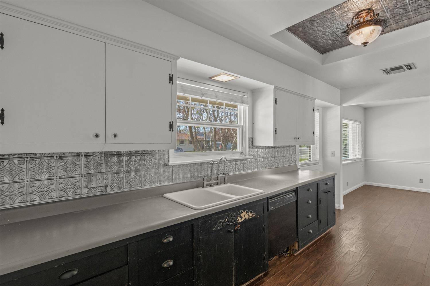 Sacramento, CA 95864,3237 Wemberley DR