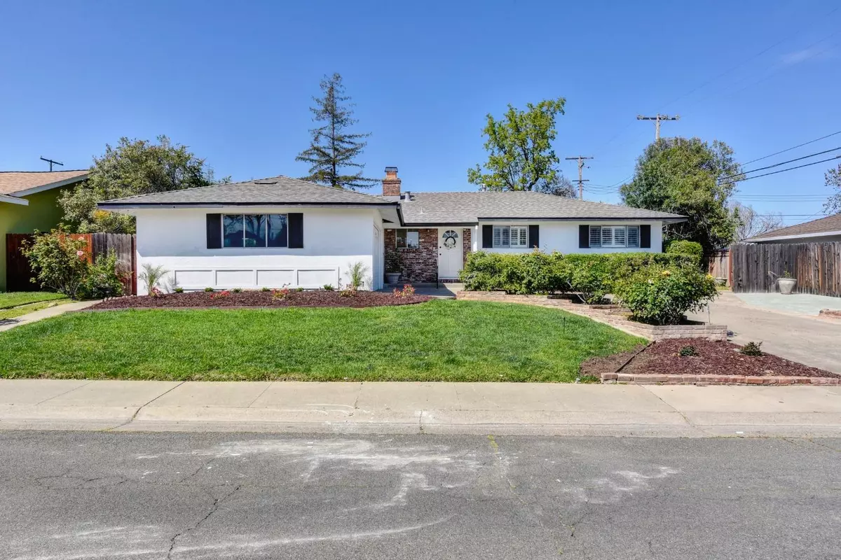 Sacramento, CA 95821,4549 Belcrest WAY