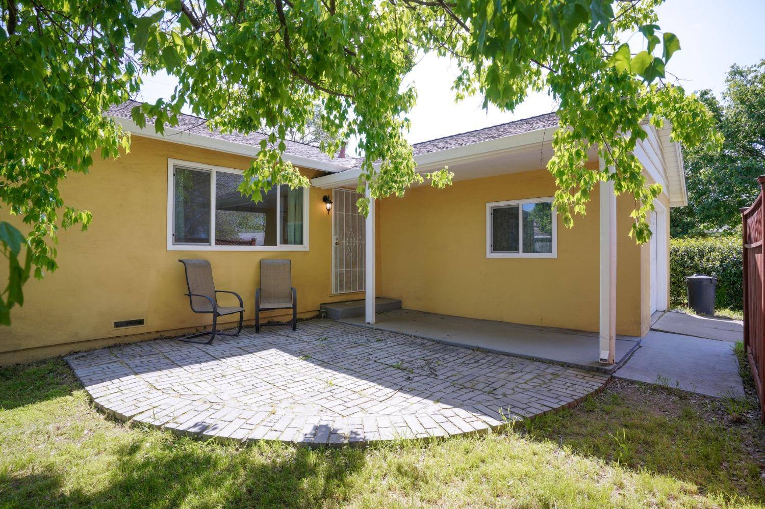 Sacramento, CA 95824,5921 Mascot AVE