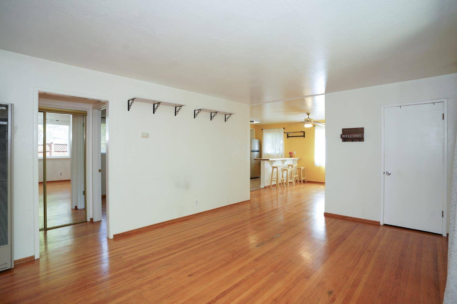 Sacramento, CA 95824,5921 Mascot AVE