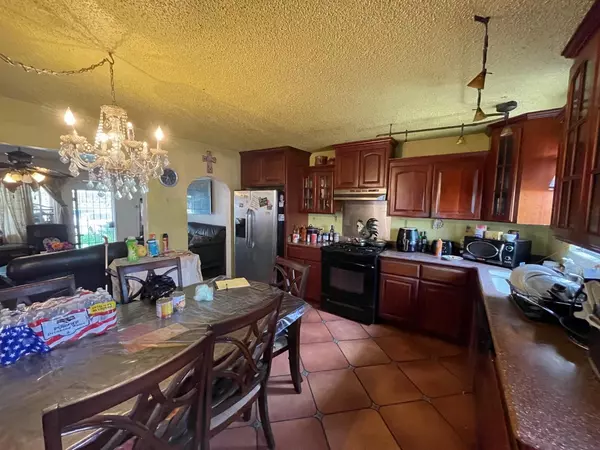 San Jose, CA 95116,725 Peter Pan AVE