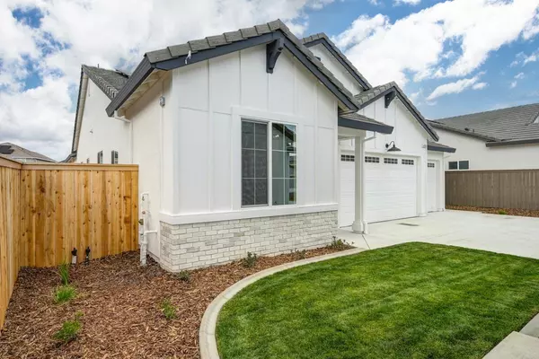 Rocklin, CA 95765,4151 Creek Bank CT