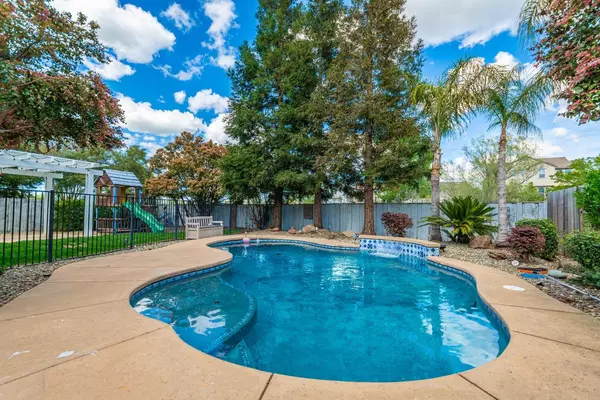 Roseville, CA 95678,165 Andalusian WAY