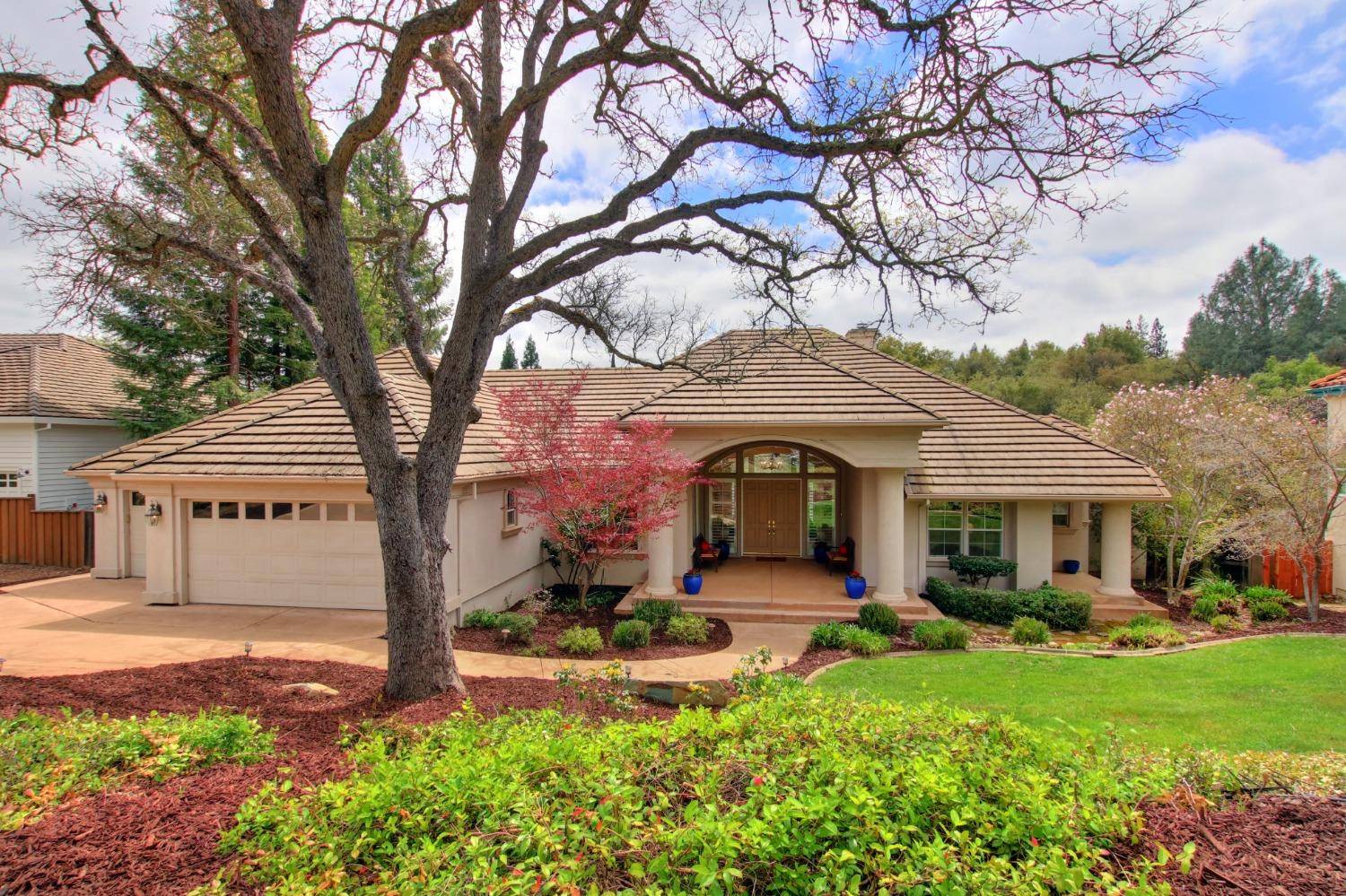 El Dorado Hills, CA 95762,2064 Portsmouth DR