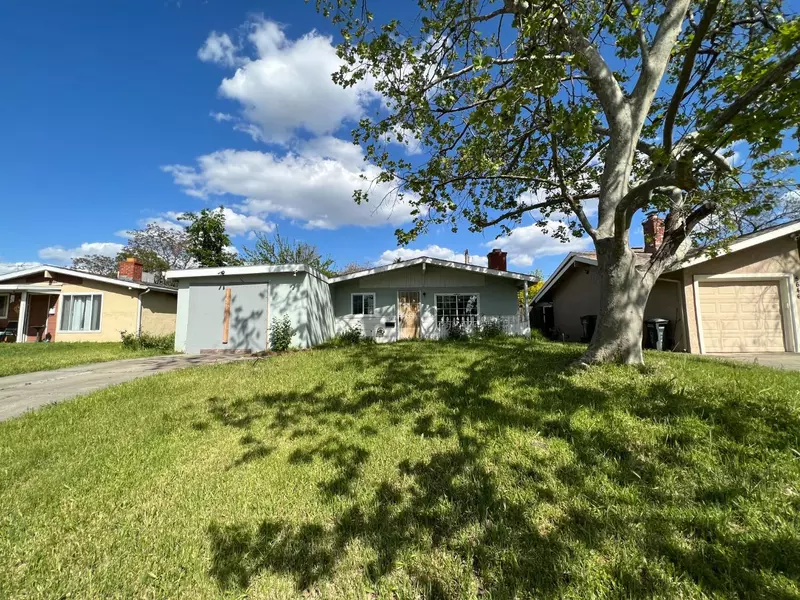5650 San Vincente WAY, North Highlands, CA 95660