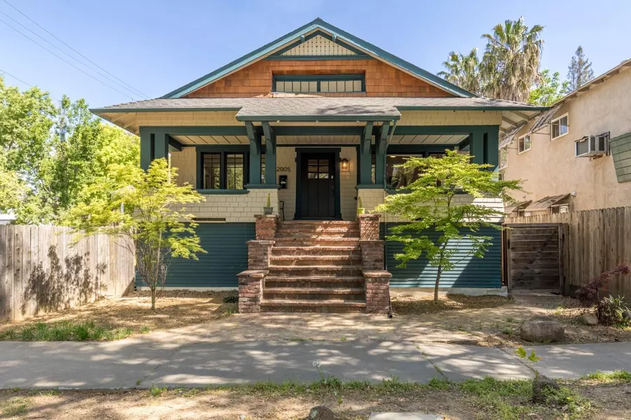 2001 E ST, Sacramento, CA 95811