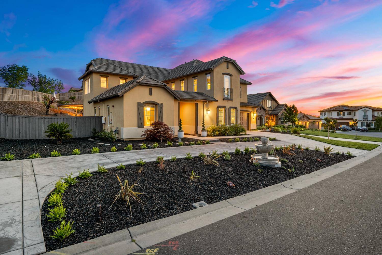 553 Idlewood CT, El Dorado Hills, CA 95762