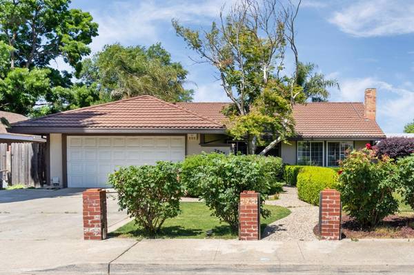2938 Spruce WAY,  West Sacramento,  CA 95691