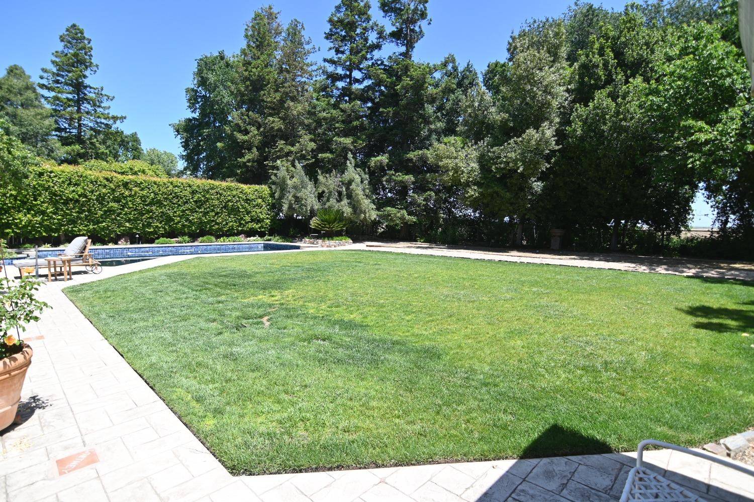 El Macero, CA 95618,27283 E El Macero DR