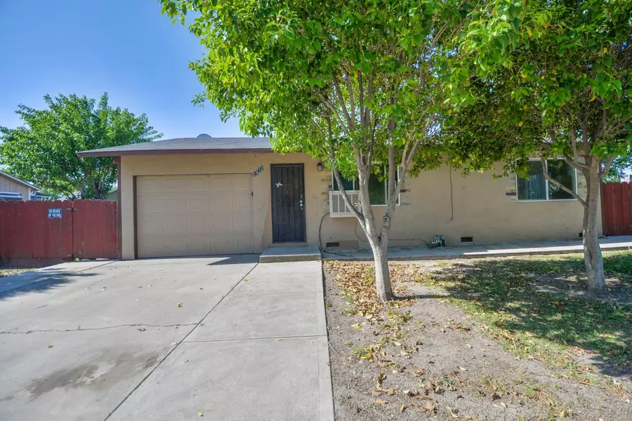 1817 Lorraine ST, Dos Palos, CA 93620