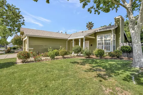 Sacramento, CA 95829,8337 Grand Cru DR