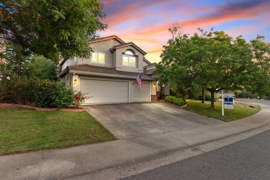 212 Dulverton CIR, Folsom, CA 95630