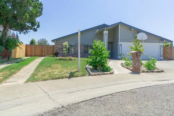 Sacramento, CA 95826,3004 Heirloom WAY