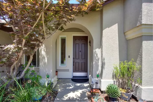 Sacramento, CA 95829,9908 Silver Meadow WAY