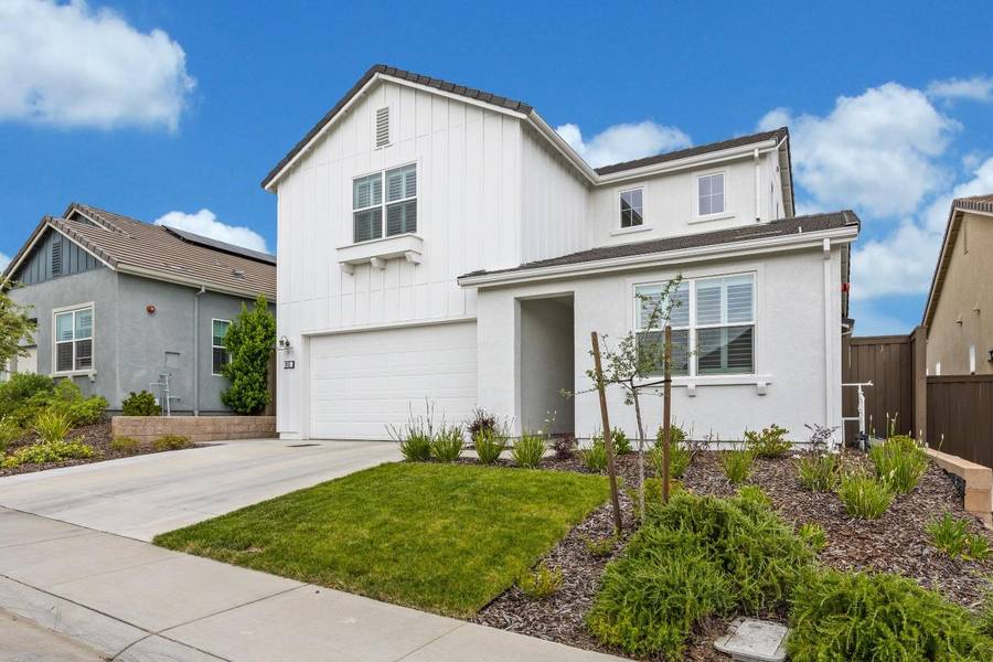 815 Clementine DR, Rocklin, CA 95765