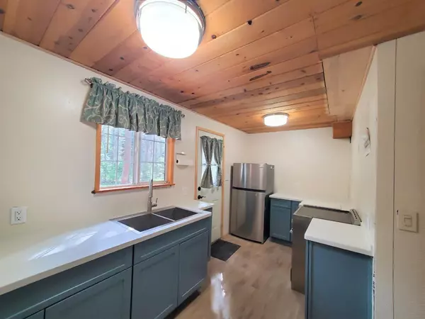 Soda Springs, CA 95728,10185 Juniper WAY