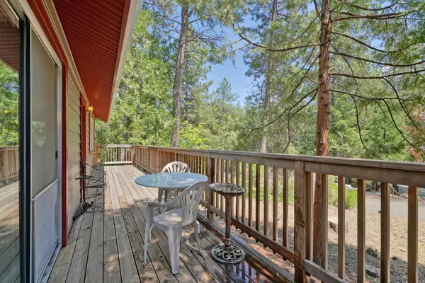 Pollock Pines, CA 95726,6231 Shad WAY