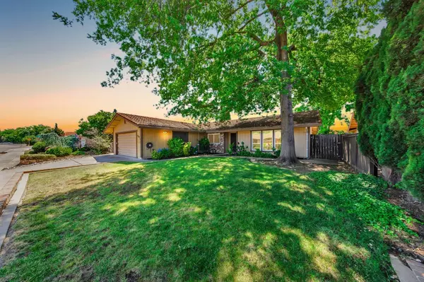 330 Zola AVE, Roseville, CA 95678