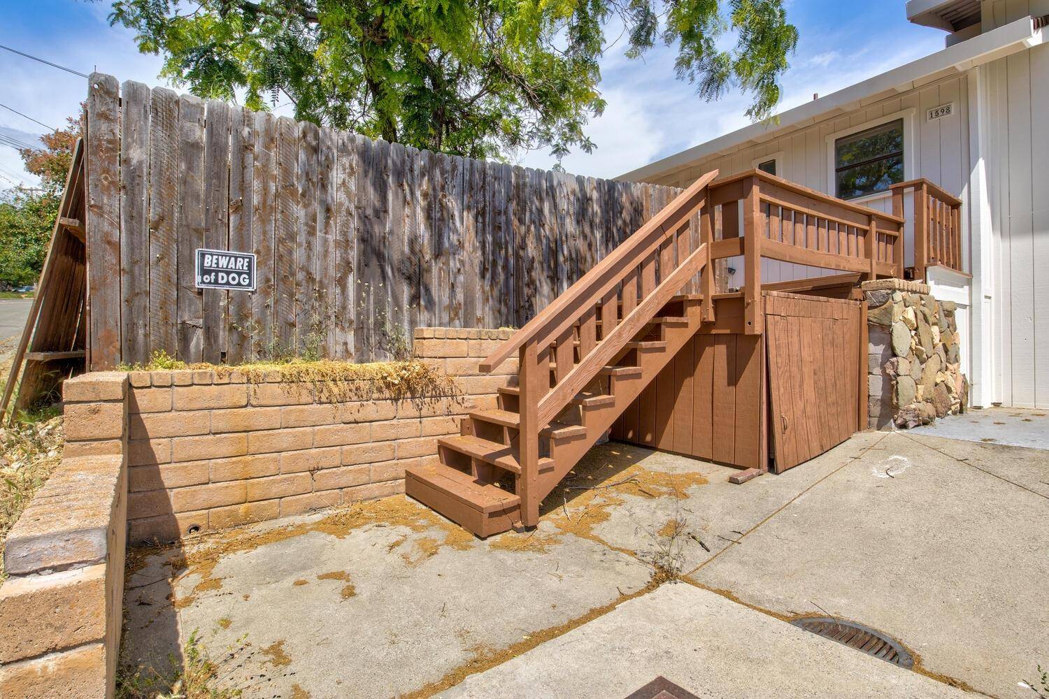 Placerville, CA 95667,1598 Country Club DR