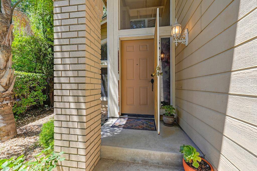 Antelope, CA 95843,8613 Willow Vista CT