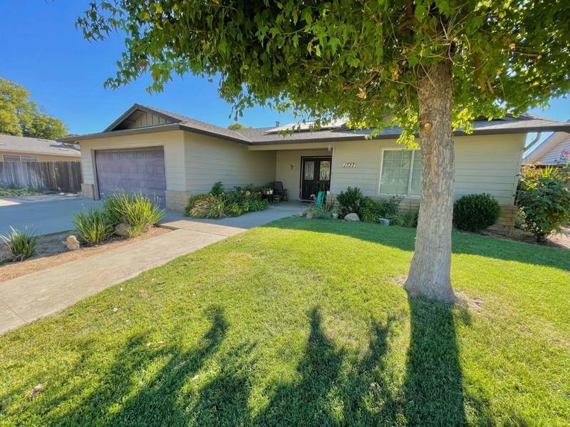 1737 Sanchez WAY, Escalon, CA 95320