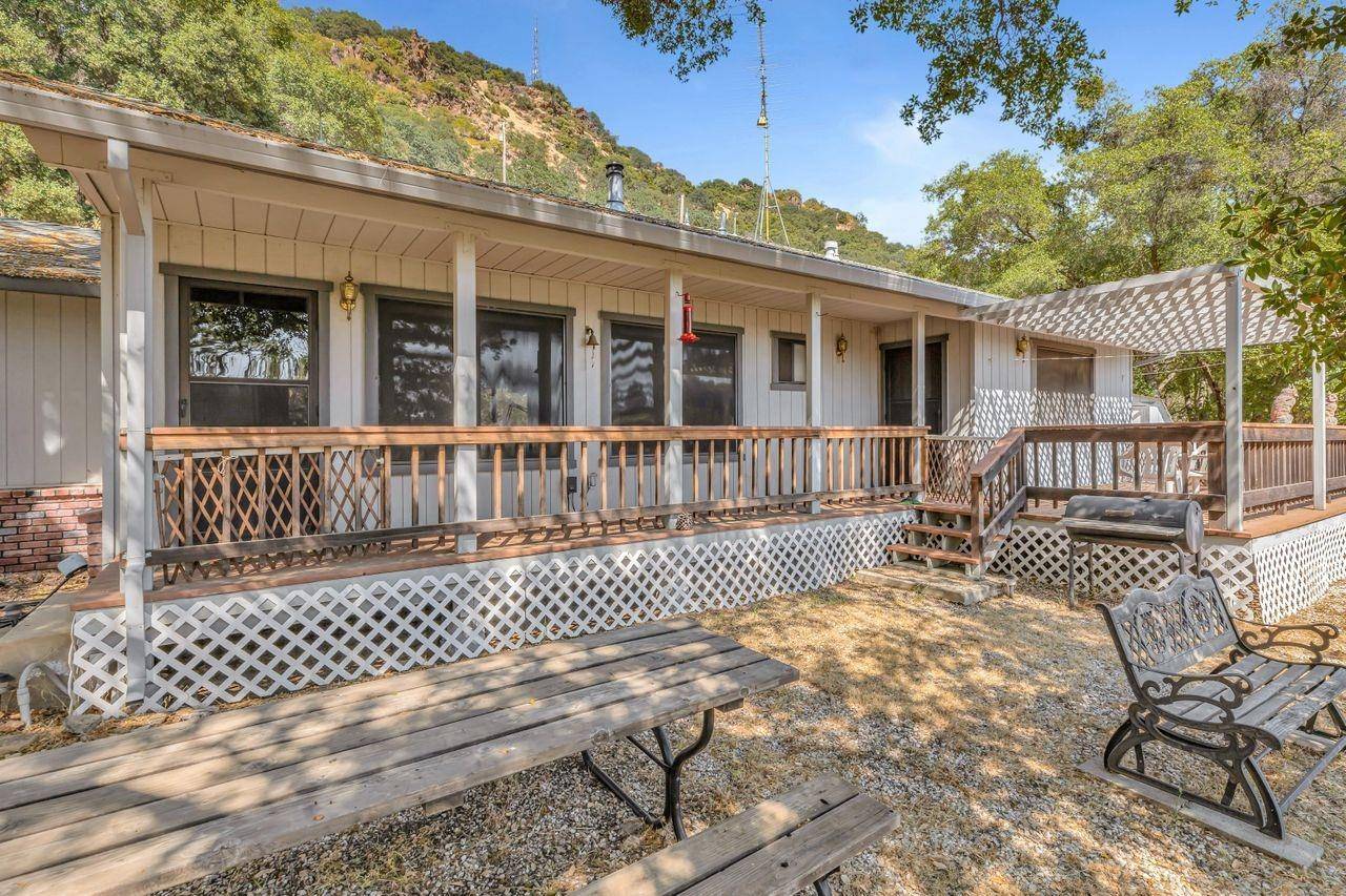 8945 Butte Mountain LN, Jackson, CA 95642