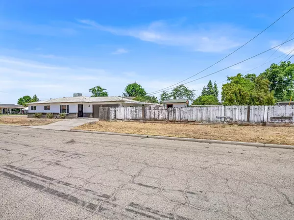 Sanger, CA 93657,1710 4th ST