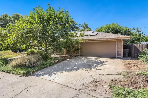 Woodland, CA 95695,10 Clover CT