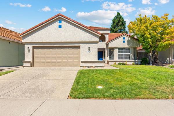 9060 Acorn Ridge CIR,  Elk Grove,  CA 95758