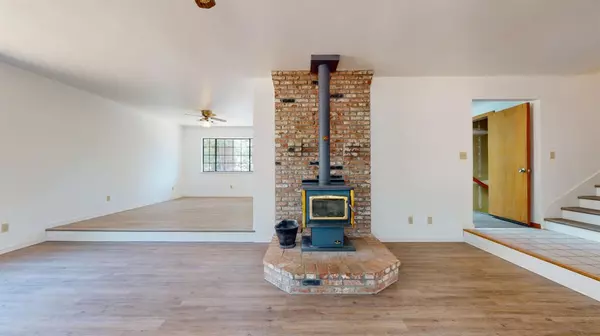 Sonora, CA 95370,17069 Carriage RD
