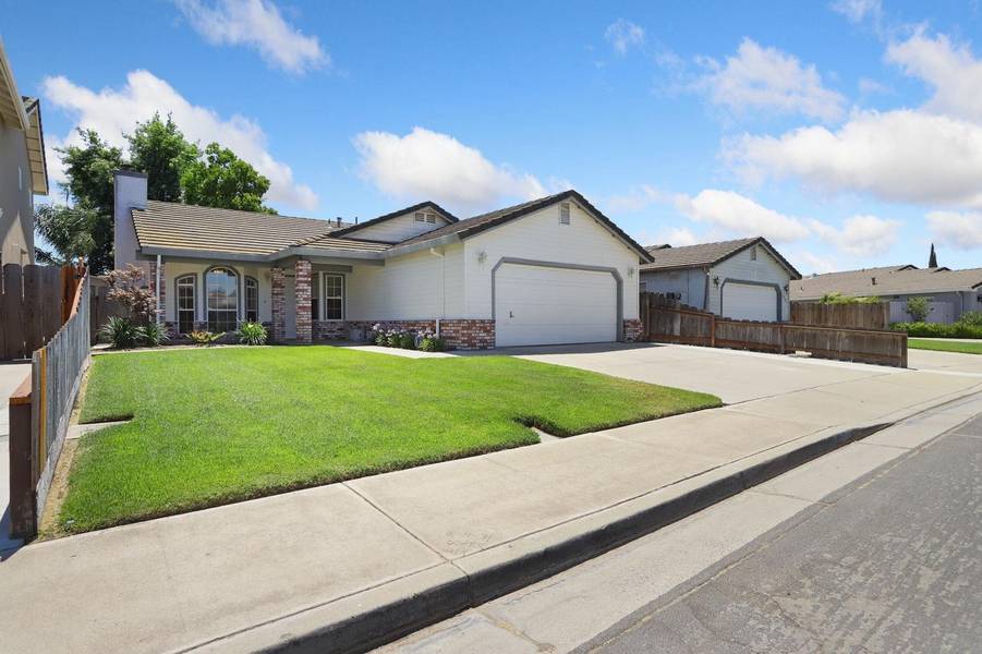 7761 Klint DR, Hilmar, CA 95324
