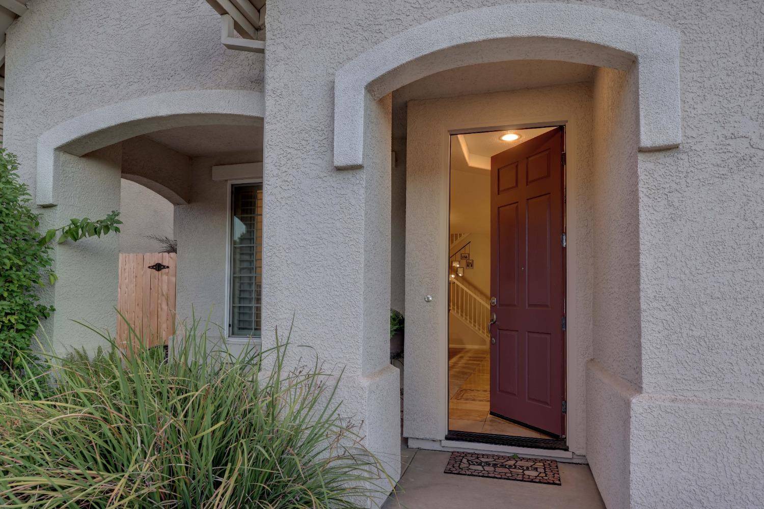 Roseville, CA 95678,1336 Emerald Oak RD
