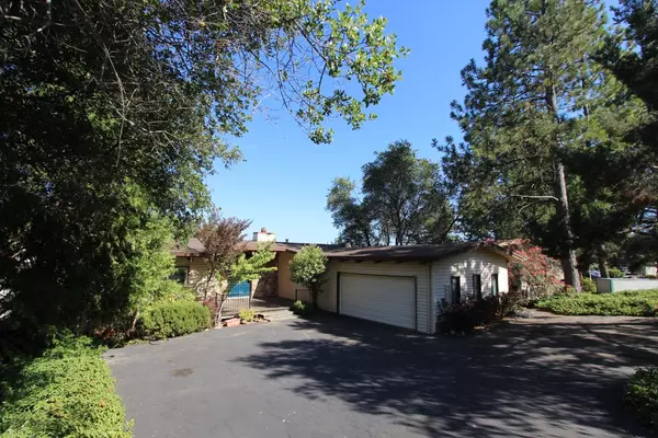 23115 Sunset Ridge DR, Auburn, CA 95602