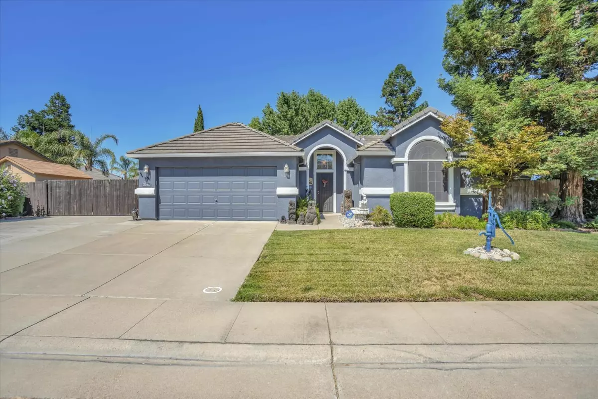 Galt, CA 95632,1034 Starbrook DR