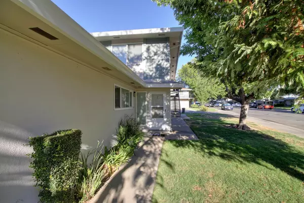Citrus Heights, CA 95621,6220 Longford DR #2